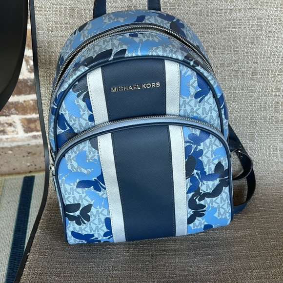 Micheal Kros Butterfly bag - Picture 1 of 4